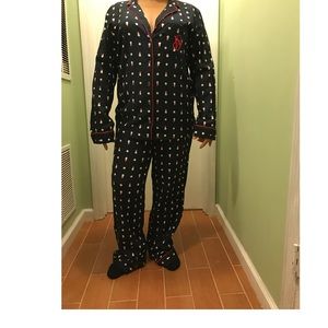 Victoria’s Secret Christmas Flannel PJ Set Size M